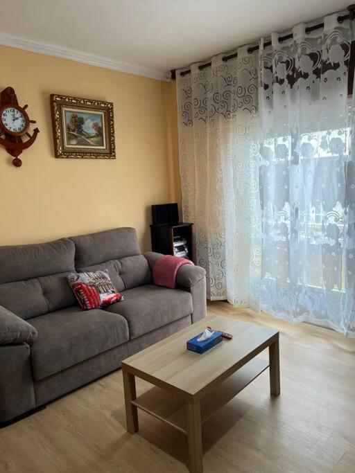Renovado Arenales Lägenhet Pobra Do Caraminal Exteriör bild